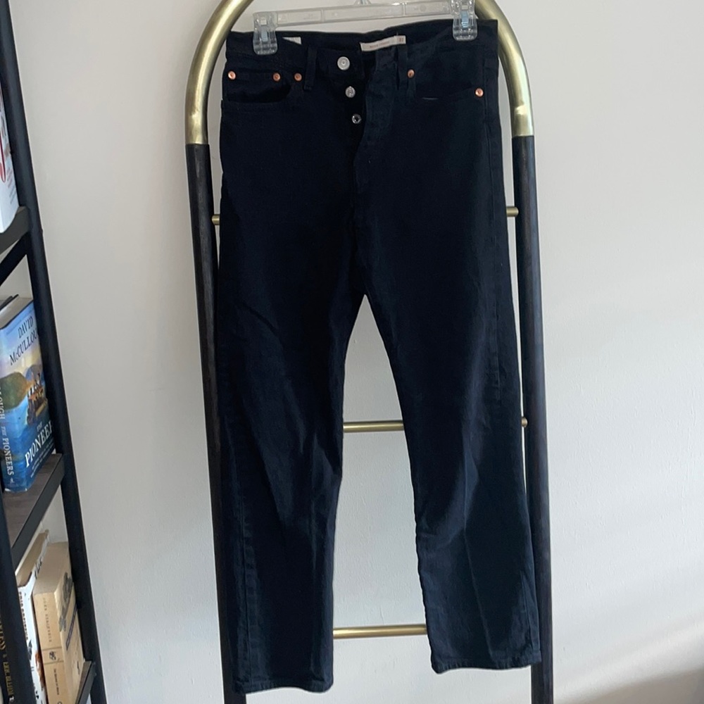 Size 27 Black Denim Levi’s Wedgie Straight High Rise Jeans